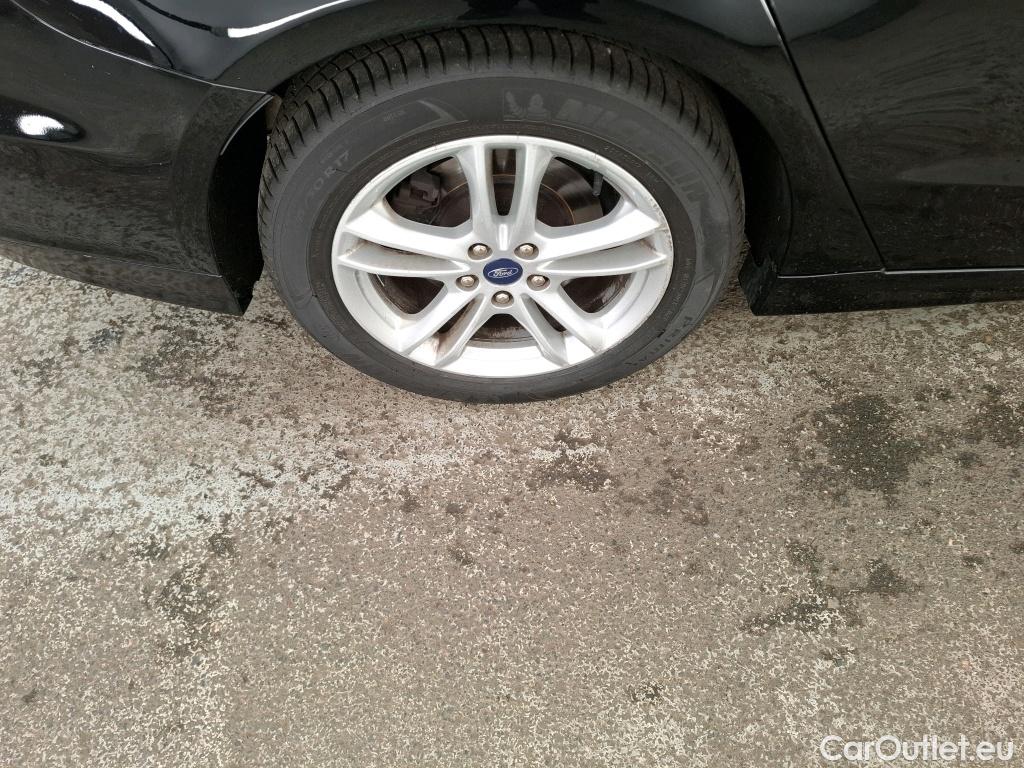  Ford  Mondeo  Turnier Titanium 2.0 EcoBlue 150CV BVA8 E6dT #48