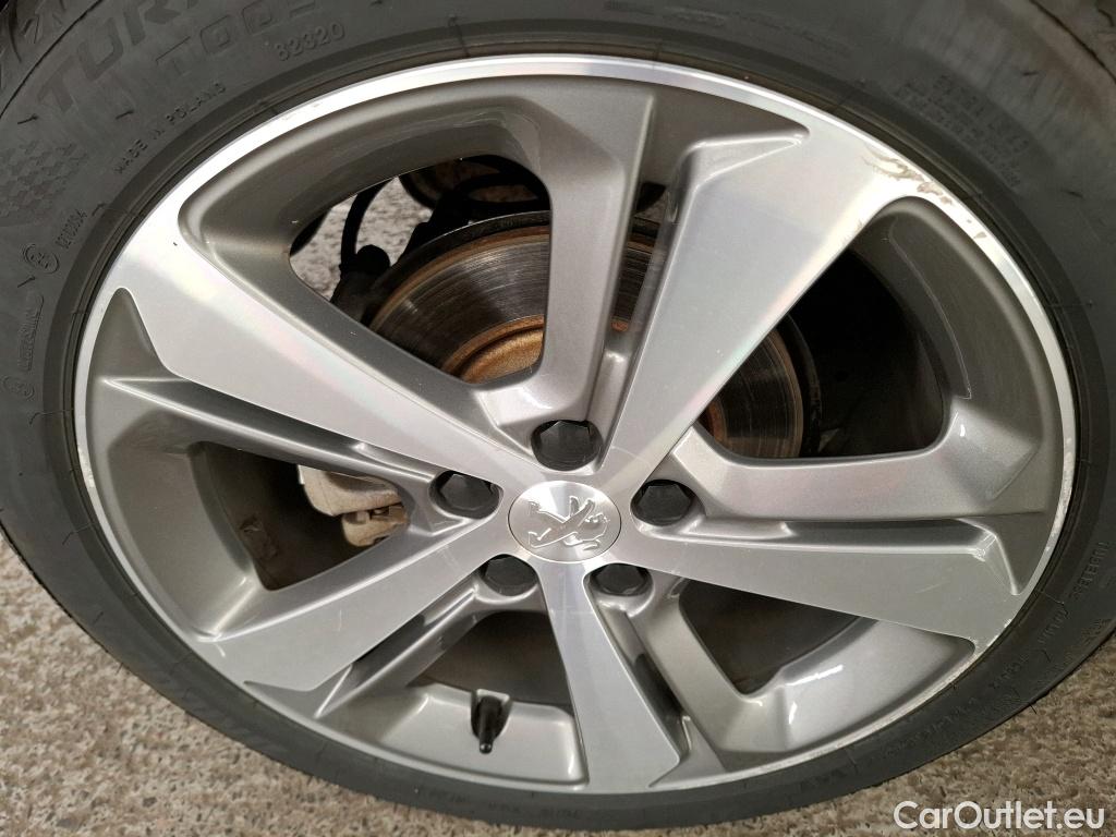  Peugeot  308  GT 1.2 PureTech 130CV BVA8 E6d #18