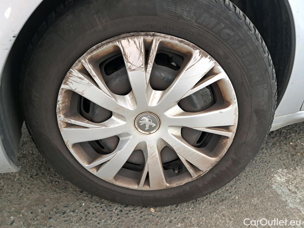  Peugeot  208  Active Business 1.6 HDi 75CV BVM5 E6 #61