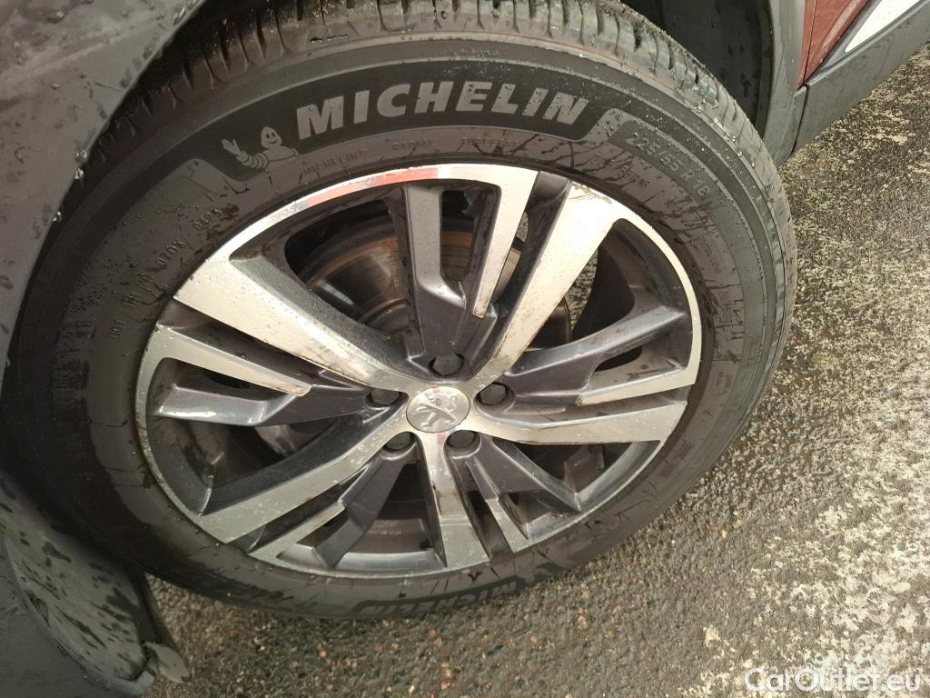  Peugeot  5008  Allure Pack 1.2 PureTech 130CV BVA8 7 Sieges E6d #19
