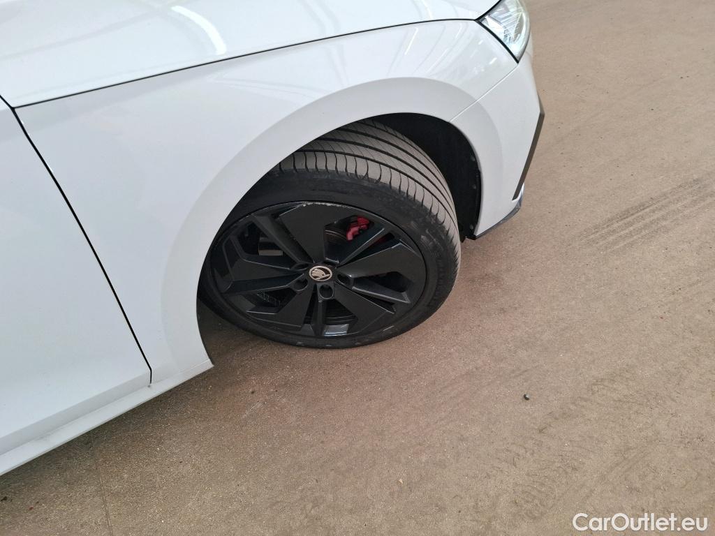  Skoda  Octavia  Berline RS 2.0 TDI 200CV BVA7 E6d #11