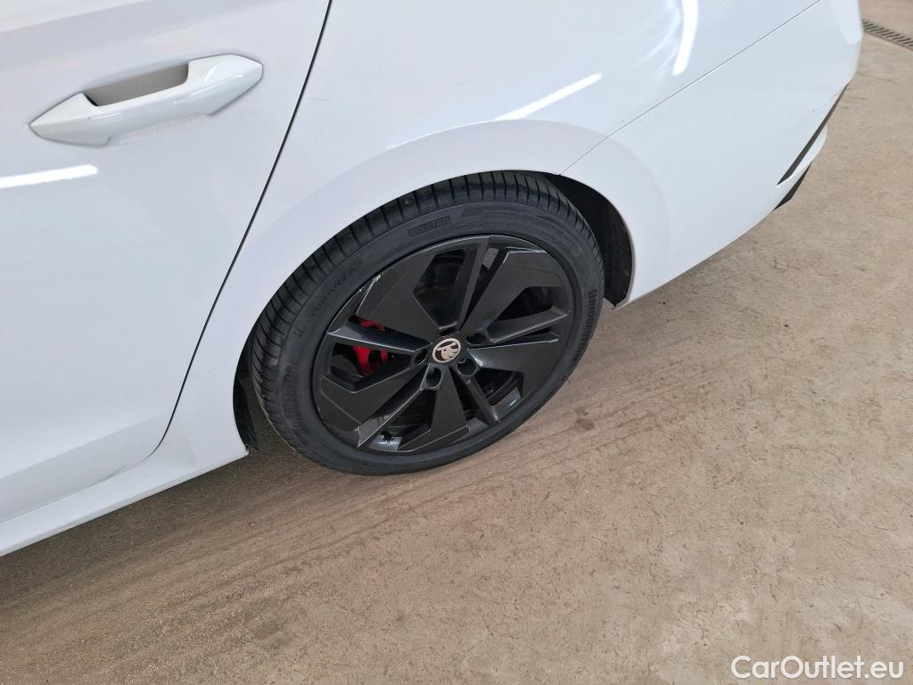  Skoda  Octavia  Berline RS 2.0 TDI 200CV BVA7 E6d #19