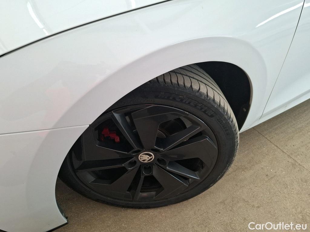  Skoda  Octavia  Berline RS 2.0 TDI 200CV BVA7 E6d #7