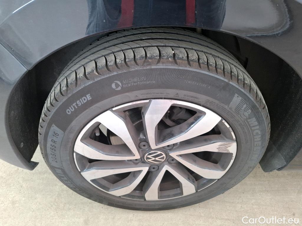  Volkswagen  Golf  VIII Berline Active 2.0 TDI 115CV BVA7 E6d #27