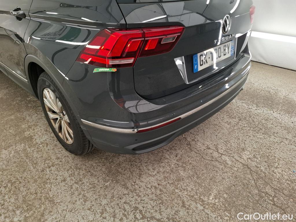  Volkswagen  Tiguan VOLKSWAGEN  / 2020 / 5P / SUV 2.0 TDI 150 DSG7 Life #28