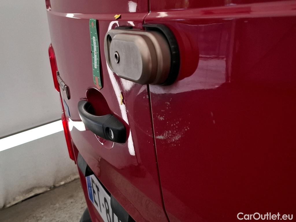  Citroen  Jumpy CITROEN  VU 4p Fourgon Taille M BlueHDi 120 S&S BVM6 Business #22