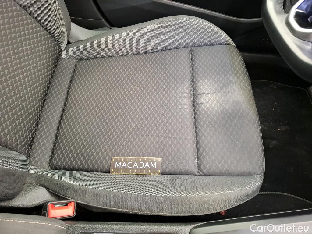  Volkswagen  Golf  VIII Berline Active 2.0 TDI 115CV BVA7 E6d #54