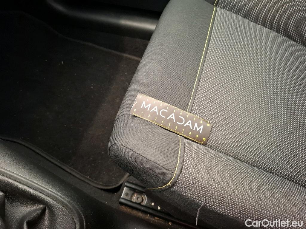  Citroen  C3  Société Feel Nav 1.2 PureTech 80CV BVM5 E6d #24