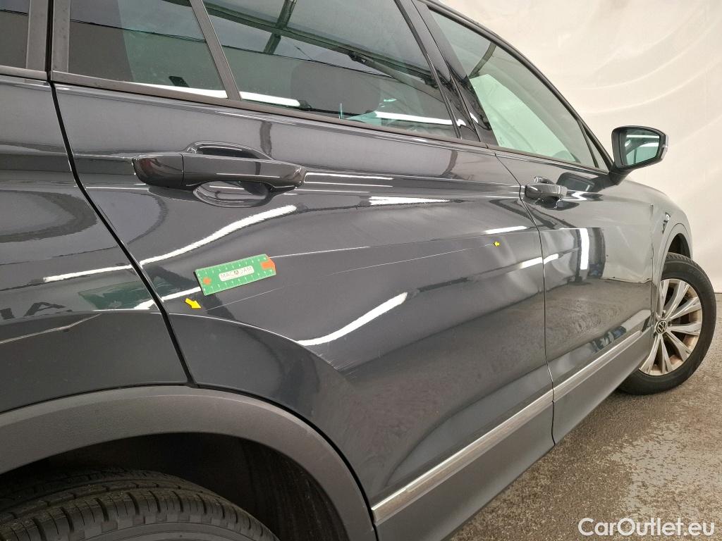  Volkswagen  Tiguan VOLKSWAGEN  / 2020 / 5P / SUV 2.0 TDI 150 DSG7 Life #10