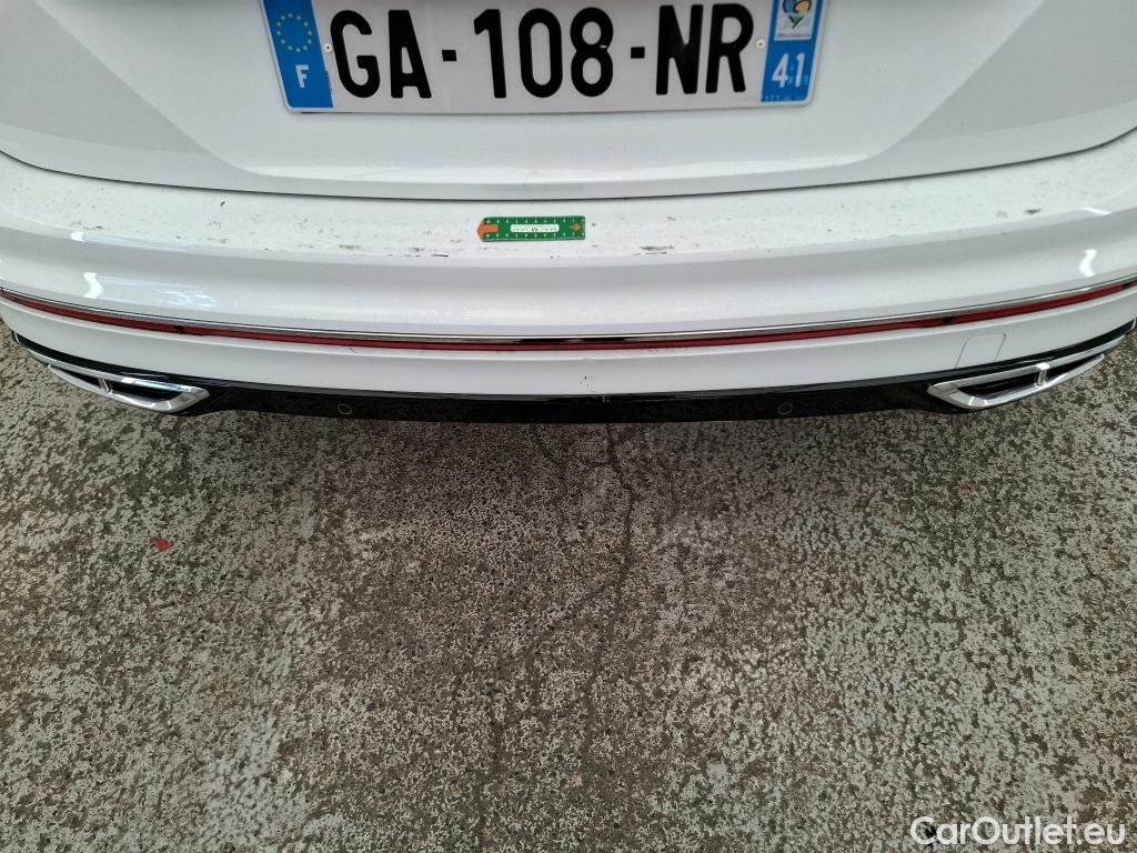  Volkswagen  Tiguan VOLKSWAGEN  / 2020 / 5P / SUV 2.0 TDI 150 DSG7 R-Line #4