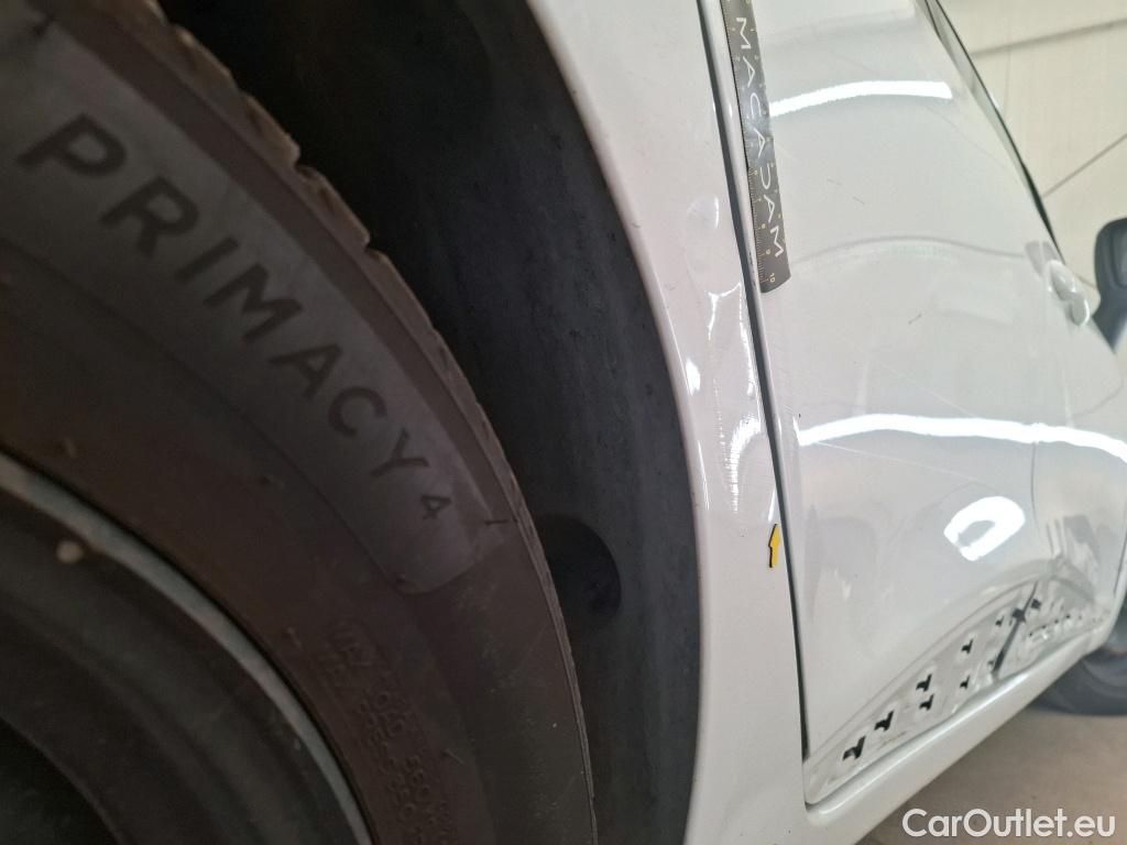  Renault  Clio  IV Air MediaNav 1.5 dCi 90CV BVM5 E6 #13