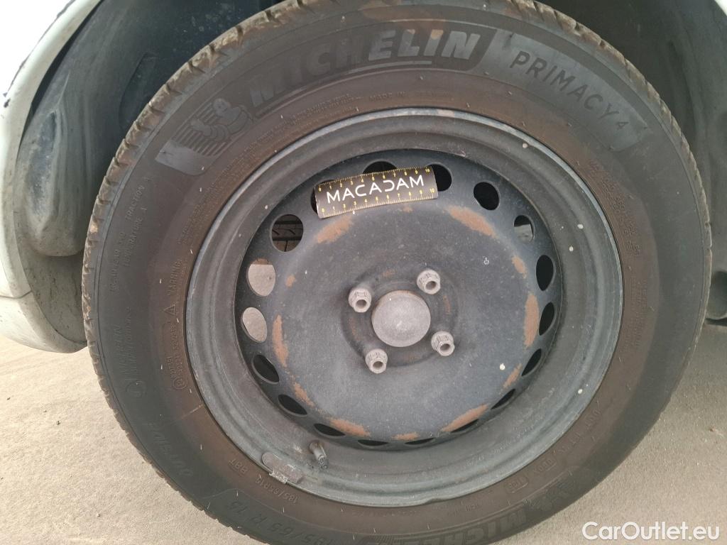  Renault  Clio  IV Air MediaNav 1.5 dCi 90CV BVM5 E6 #67