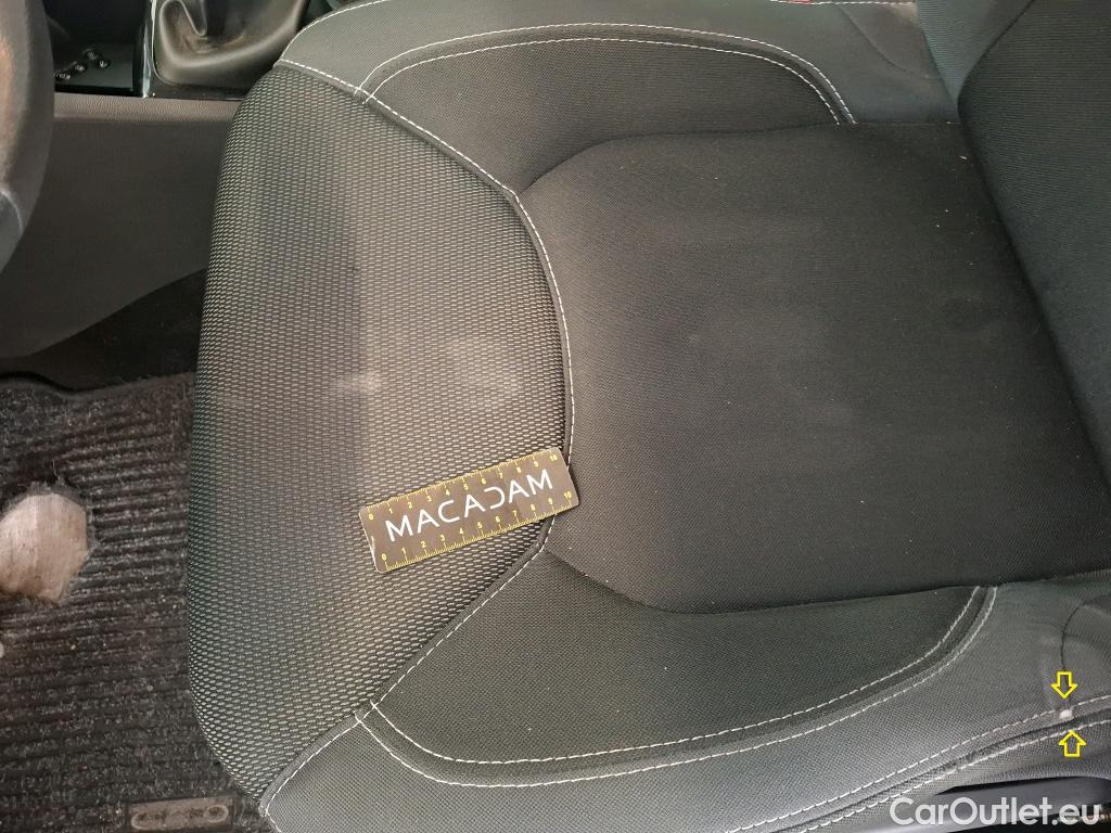  Renault  Clio  IV Air MediaNav 1.5 dCi 75CV BVM5 E6 #43