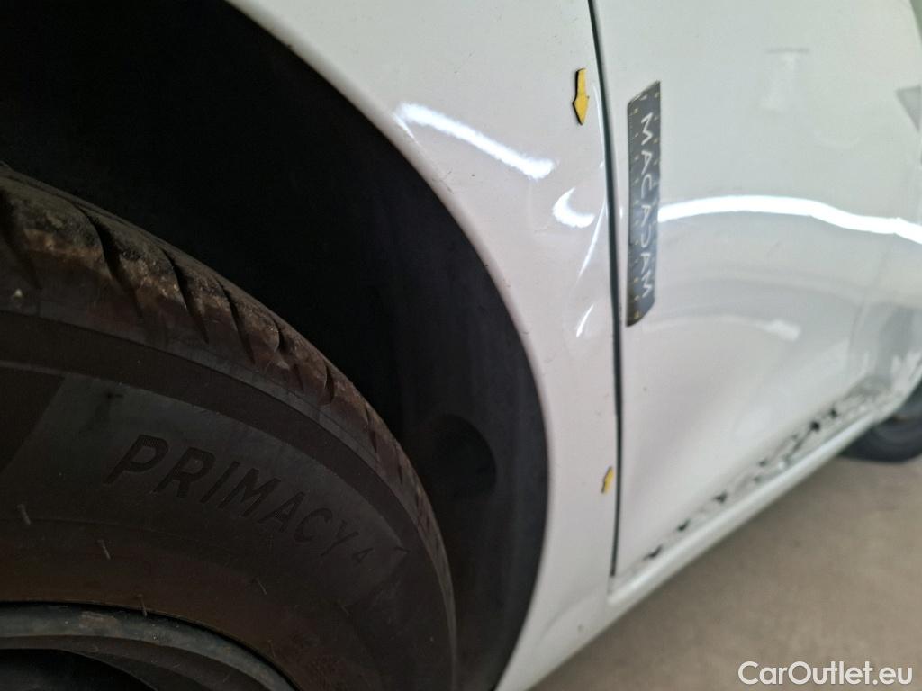  Renault  Clio  IV Air MediaNav 1.5 dCi 90CV BVM5 E6 #10