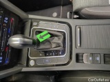  Volkswagen  Passat VARIANT 2.0 TDI SCR DSG  34 #18
