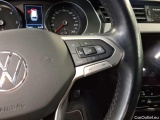  Volkswagen  Passat Variant 2.0 TDI SCR DSG Business Automatic Diesel  97 #16
