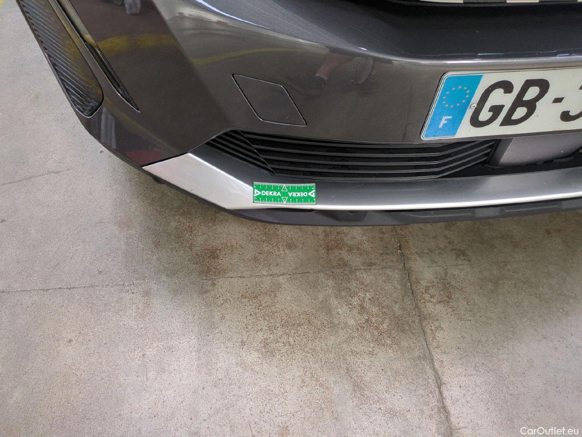  Peugeot  5008  Active Business 1.5 HDi 130CV BVA8 E6d #47