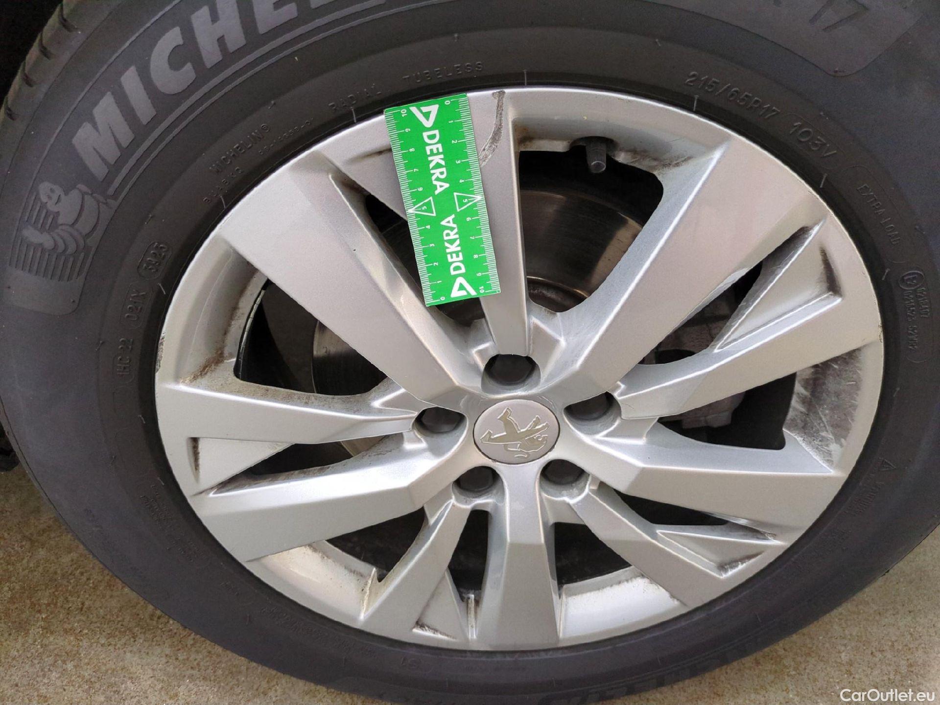  Peugeot  5008  Active Business 1.5 HDi 130CV BVA8 E6d #14