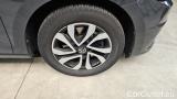  Volkswagen  Touran 2.0 TDI SCR 90kW ACTIVE #10