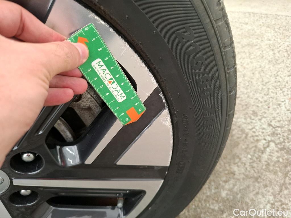  Hyundai  Konna Kona Creative Electrique 2WD 64kWh BVA #23
