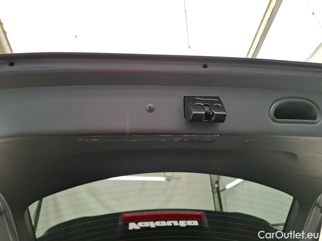  Hyundai  Konna Kona Creative Electrique 2WD 64kWh BVA #32