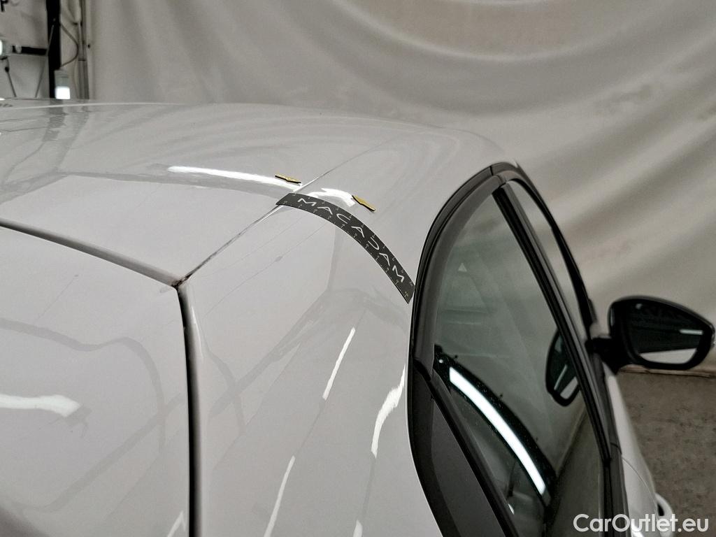  Citroen  C3  Société Feel 1.5 BlueHDI 100CV BVM6 E6d #18
