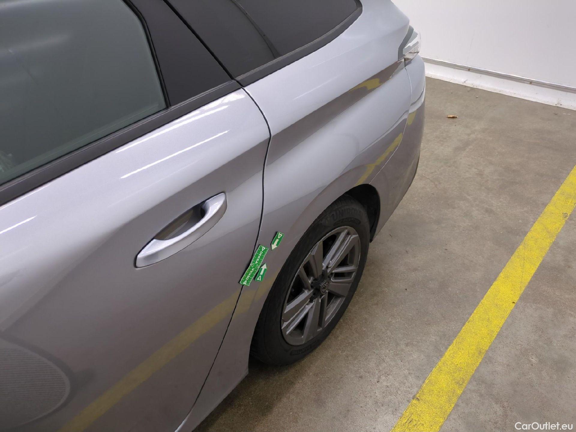  Peugeot  308 PEUGEOT  SW / 2021 / 5P / Break BlueHDi 130 EAT8 ACTIVE PACK #40
