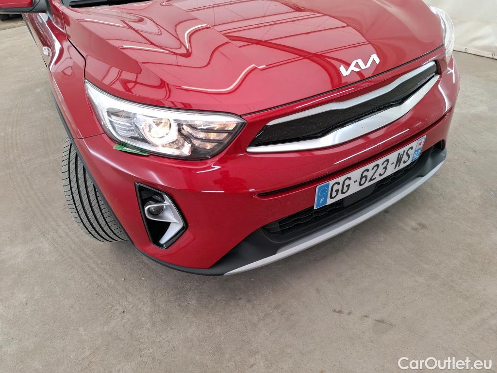  KIA  STONIC KIA  / 2020 / 5P / SUV 1.0 T-GDI 120 MHEV ACTIVE DCT7 #1