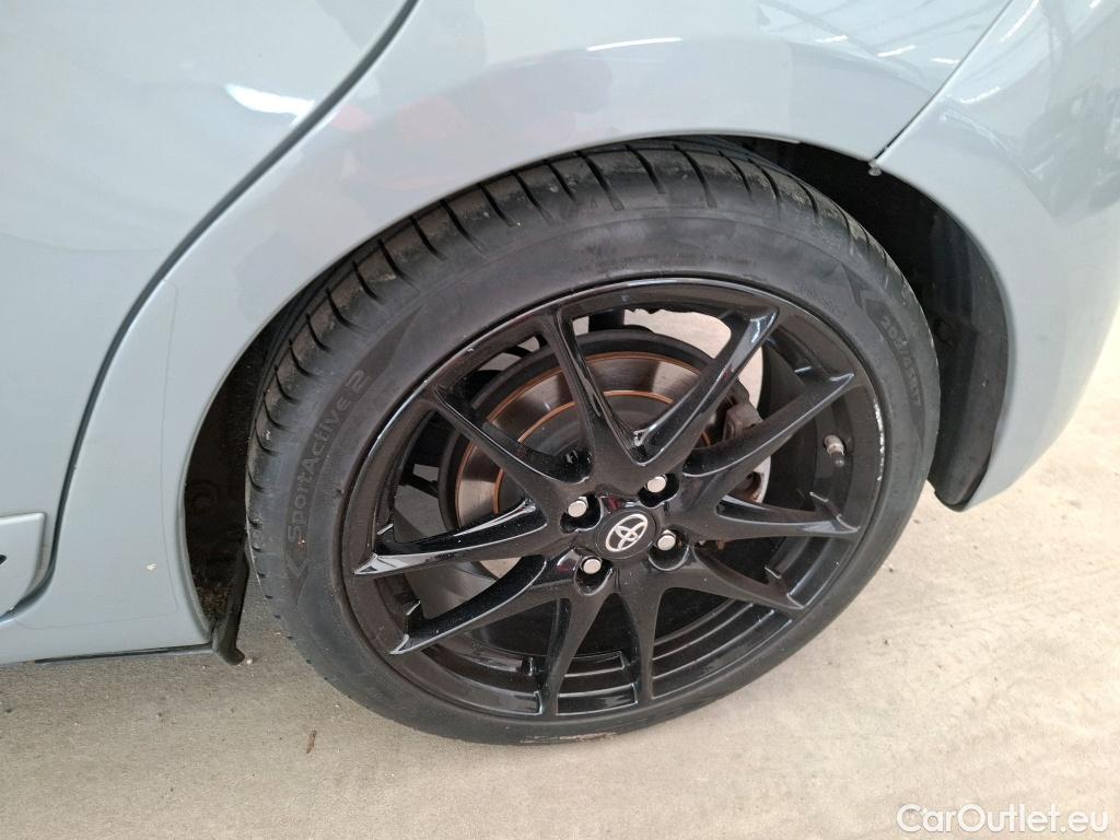  Toyota  Yaris TOYOTA  Hybride 5p Berline 1.5 VVT-I HYBRID GR SPORT #15