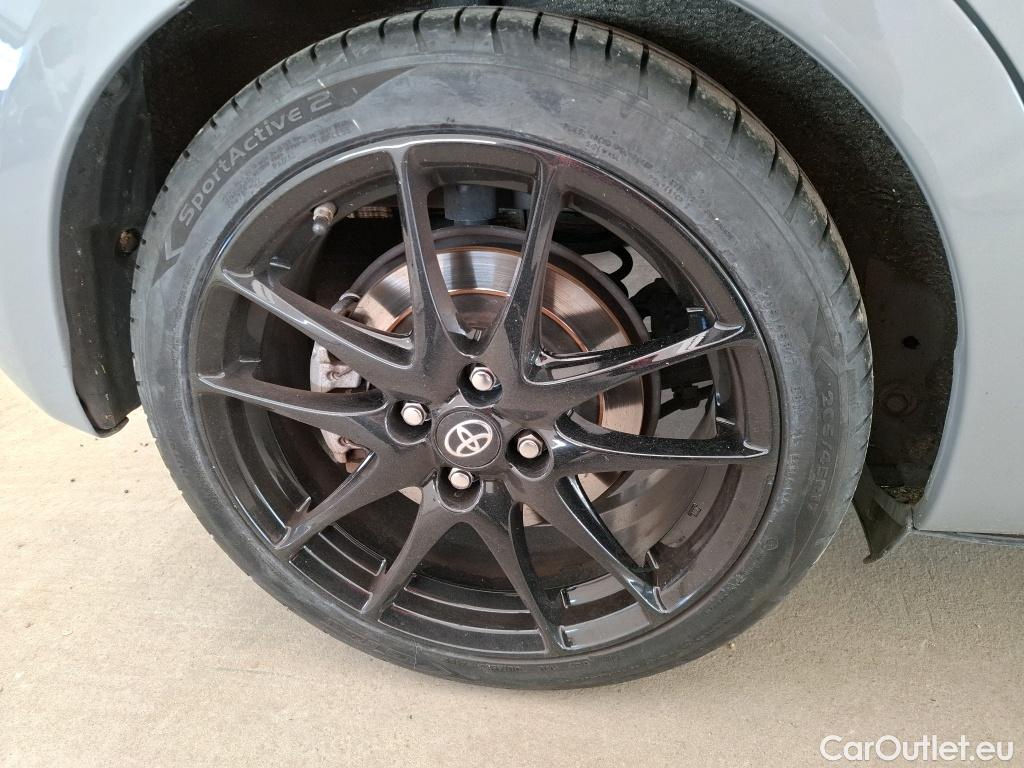  Toyota  Yaris TOYOTA  Hybride 5p Berline 1.5 VVT-I HYBRID GR SPORT #20