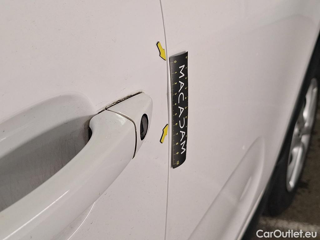  Citroen  C3  Feel 1.5 BlueHDI 100CV BVM5 E6dT #2