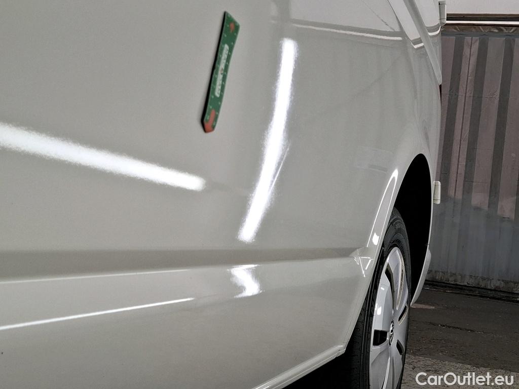  Volkswagen  Transporter VOLKSWAGEN  / 2019 / 4P / Fourgon tôlé 2.0 TDi 150 L1H1 Business Line Plus #5