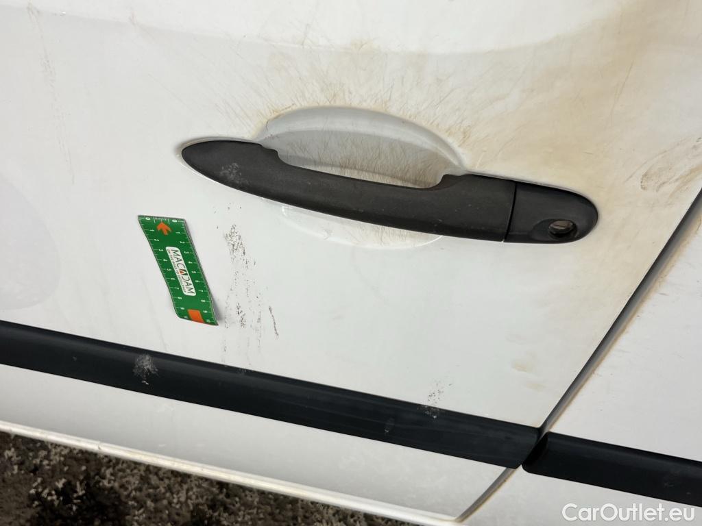  Renault  Kangoo  Express Compact Générique (L0) 1.5 dCi 75CV BVM5 E6 #10