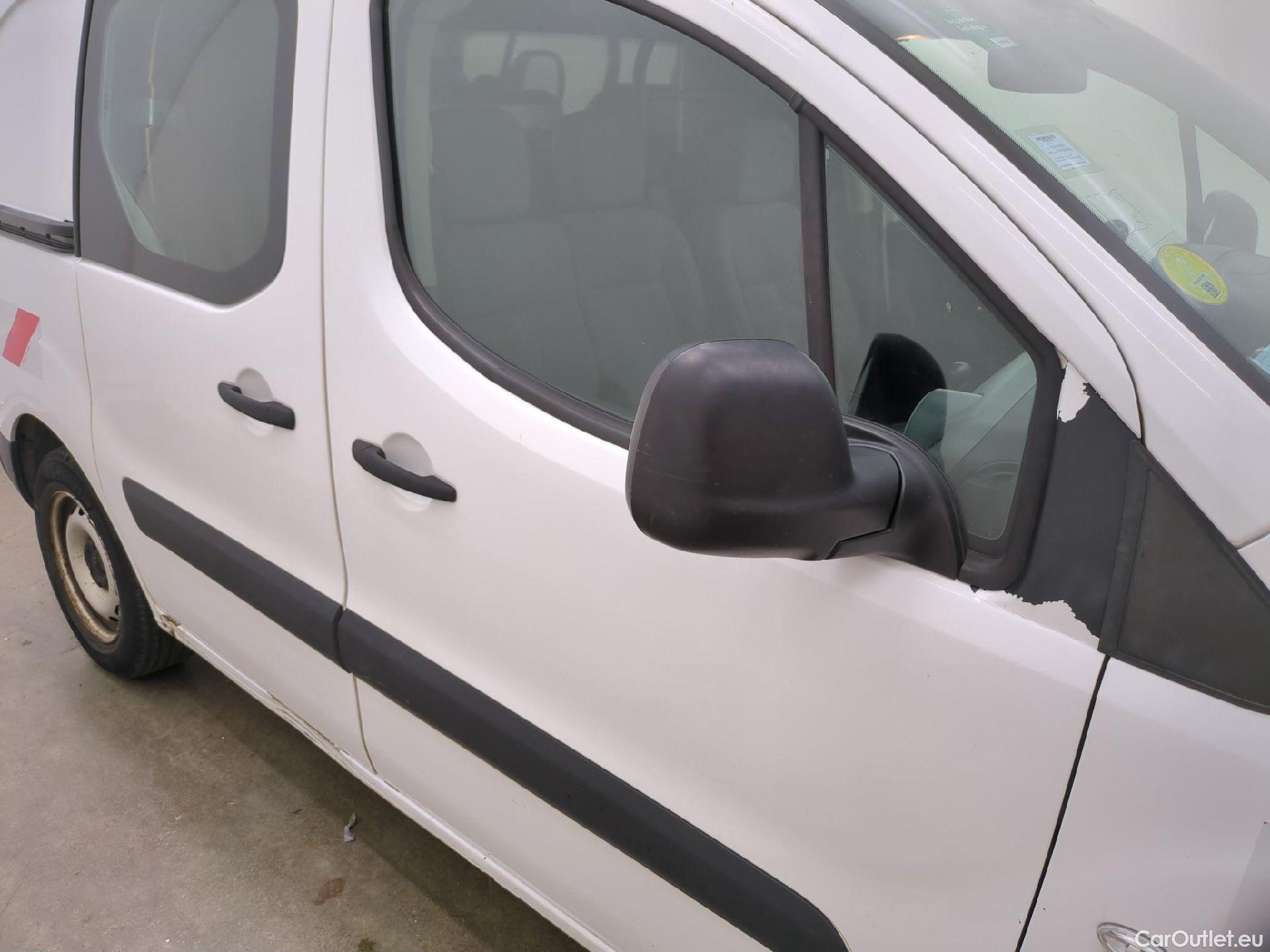  Citroen  Berlingo  Fourgon Club L1 (Court) 1.6 BlueHDi 100CV BVM5 E6 #36