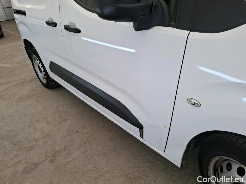  Citroen  Berlingo  Fourgon Driver M 1000 1.5 BlueHDi 100CV BVM5 E6dT #4