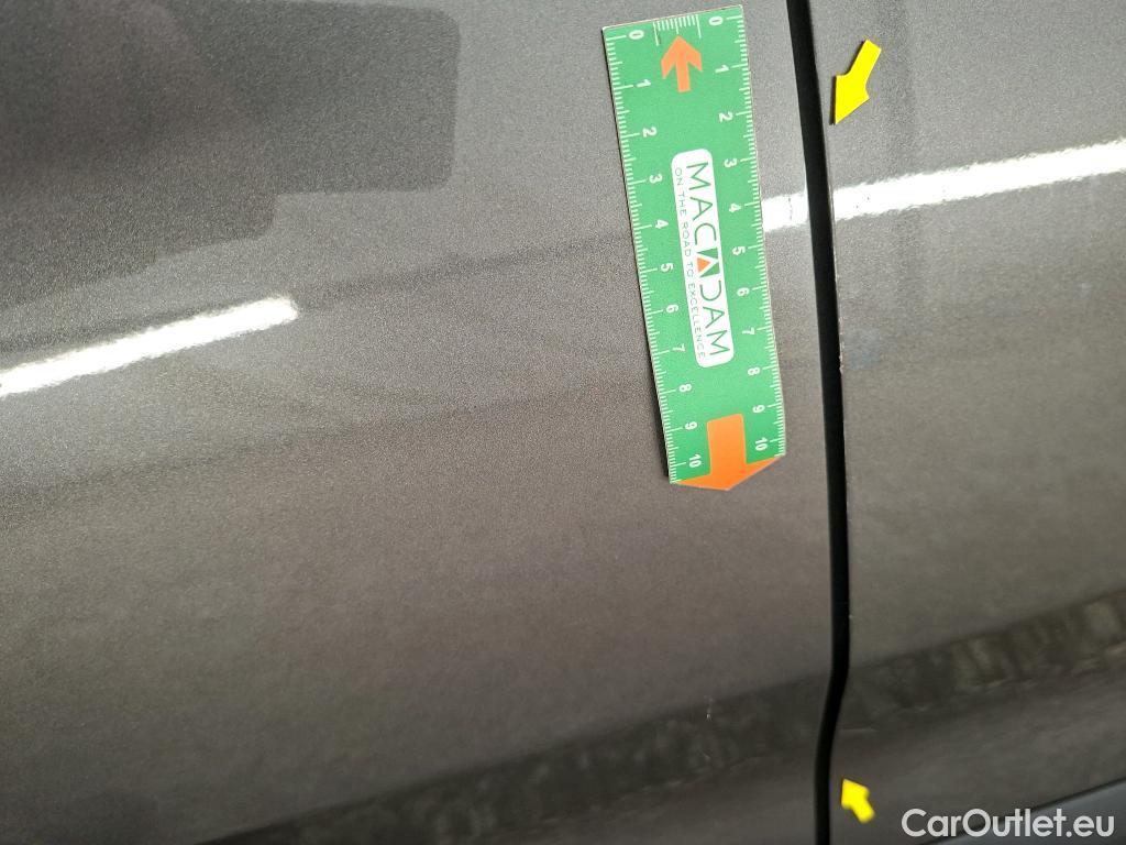  Citroen  C4 Cactus  Feel Business 1.2 PureTech 110CV BVM6 E6dT #29