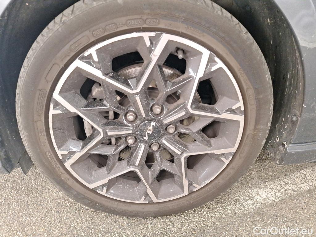  KIA  Cee'd KIA ceed / 2021 / 5P / Berline 1.0 T-GDI 120 ISG GT LINE #29