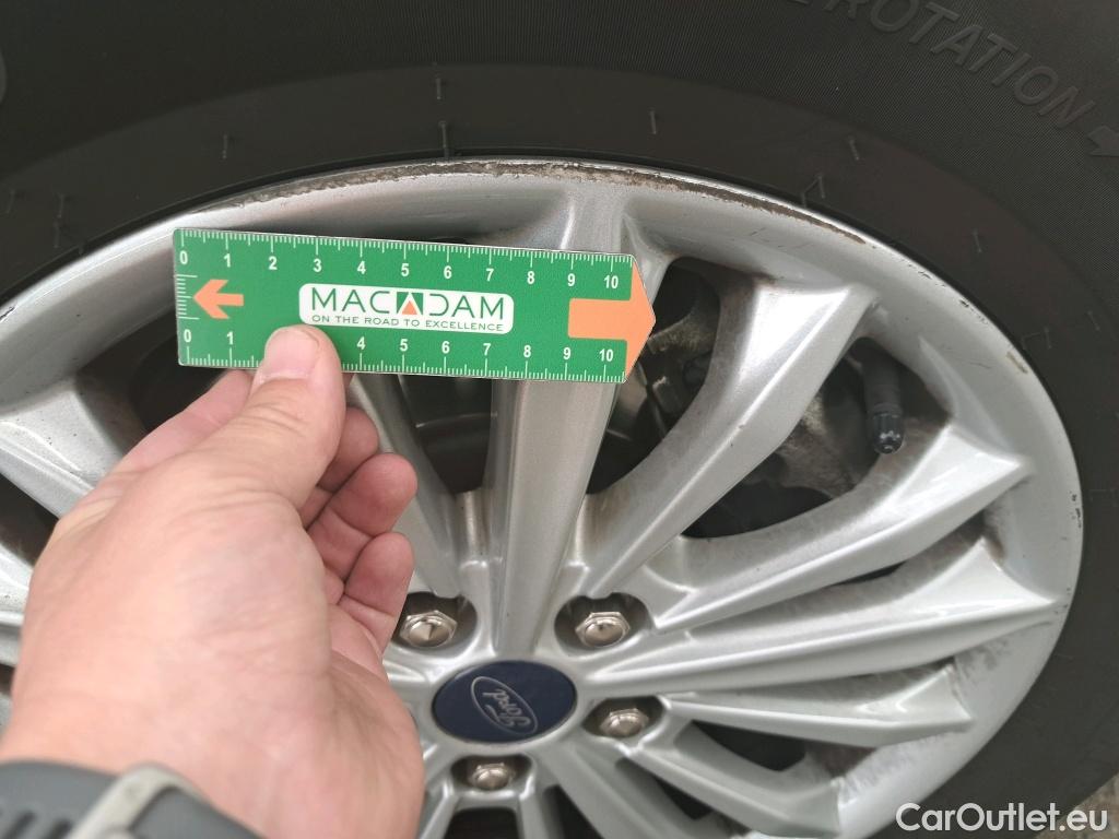  Ford  Focus  Break Titanium X 1.5 EcoBlue 120CV BVA8 E6dT #3