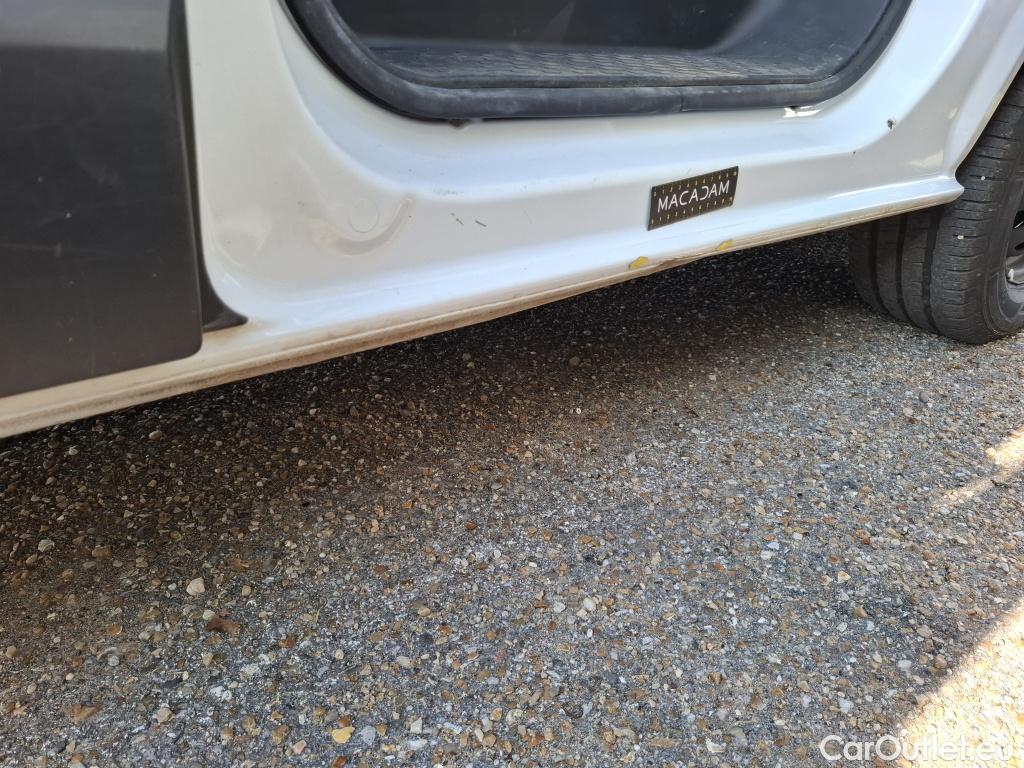  Renault  Trafic RENAULT  / 2019 / 4P / Combi Zen L1 dCi 120 S&S - 8 pl #5