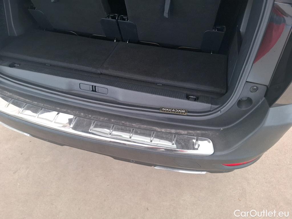  Peugeot  5008  GT Line 1.6 165CV BVA6 7 Sieges E6 #4