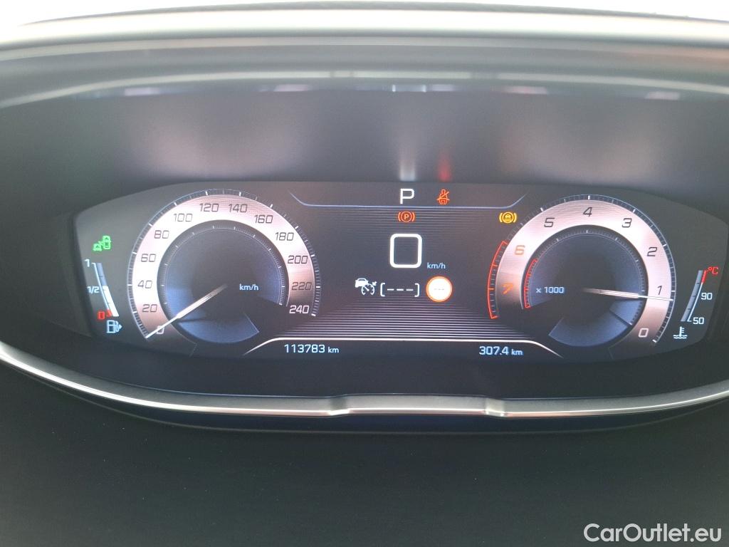  Peugeot  5008  GT Line 1.6 165CV BVA6 7 Sieges E6 #18