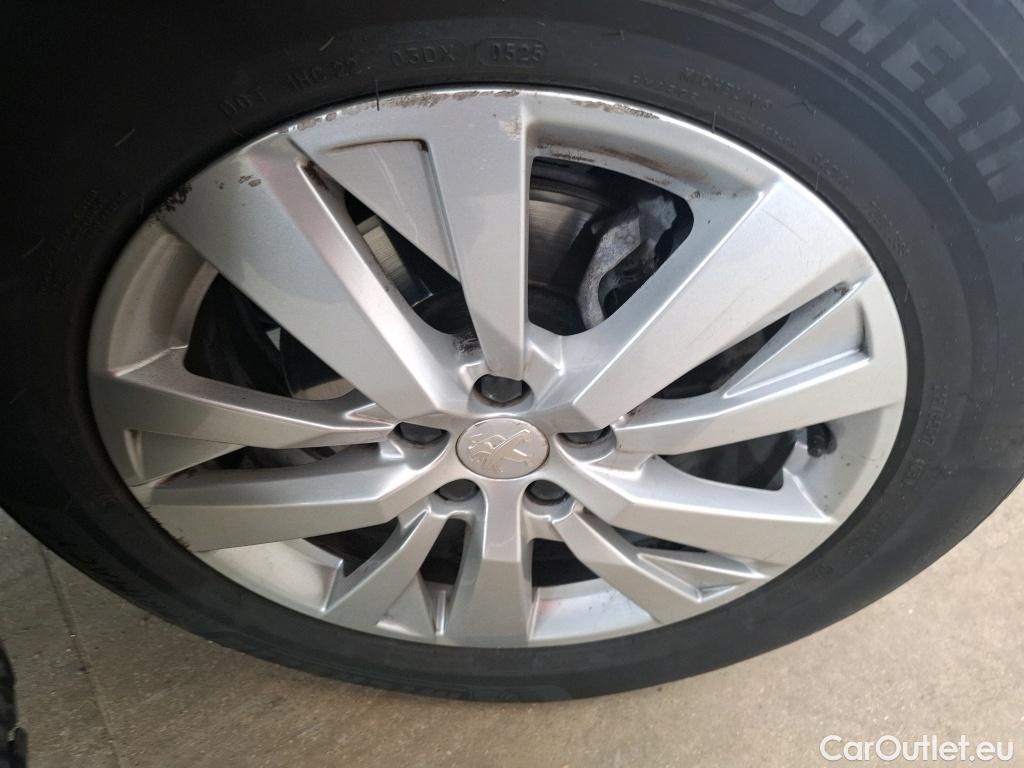  Peugeot  5008  Active Business 1.2 PureTech 130CV BVA8 7 Sieges E6d #22