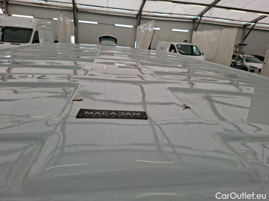  Renault  Trafic RENAULT  / 2019 / 4P / Combi Zen L1 dCi 120 S&S - 8 pl #14