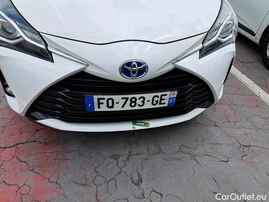  Toyota  Yaris TOYOTA  Hybride / 2017 / 5P / Berline 1.5 VVT-I HYBRID France Business #1