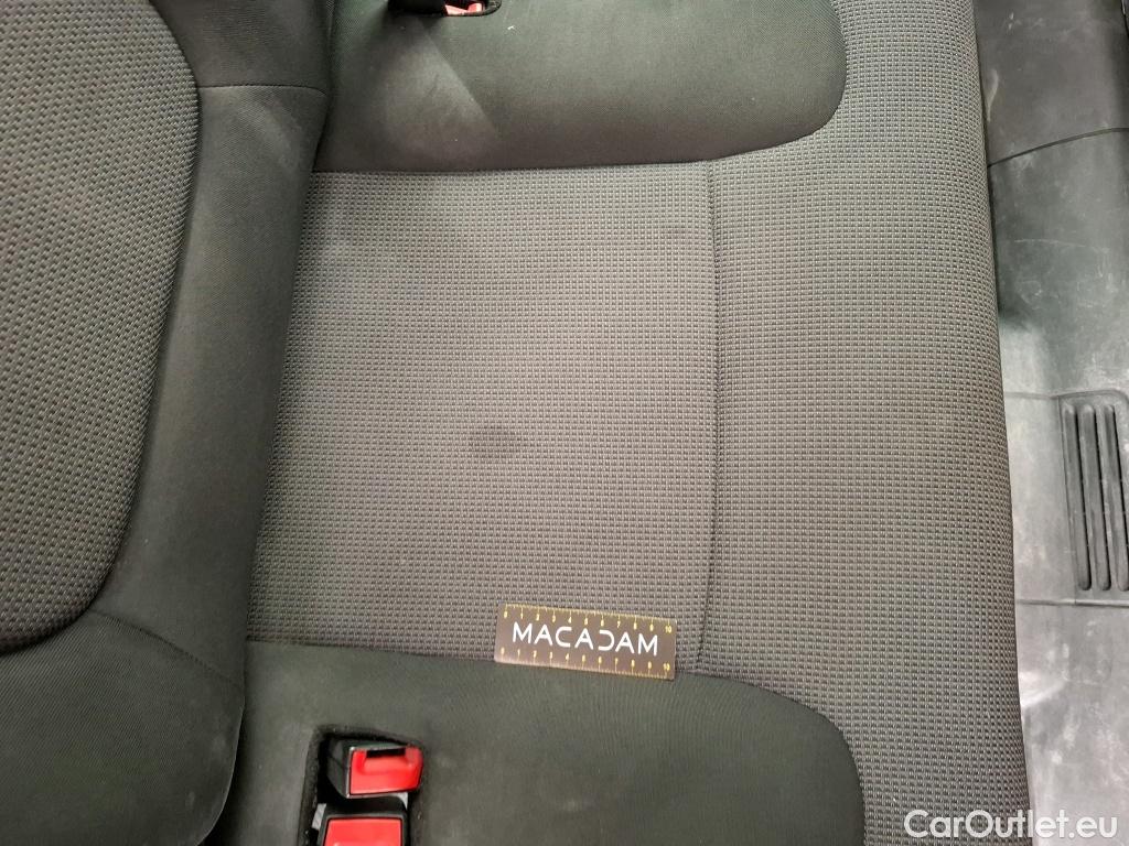  Renault  Trafic RENAULT  / 2019 / 4P / Combi Zen L1 dCi 120 S&S - 8 pl #81
