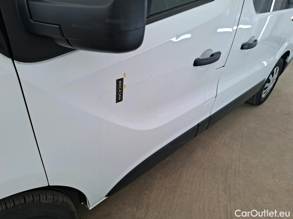  Renault  Trafic RENAULT  / 2019 / 4P / Combi Zen L1 dCi 120 S&S - 8 pl #34