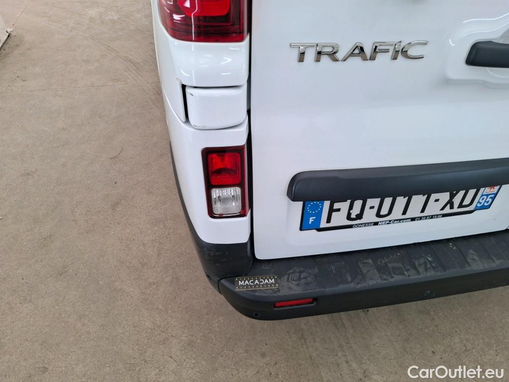  Renault  Trafic RENAULT  / 2019 / 4P / Combi Zen L1 dCi 120 S&S - 8 pl #55