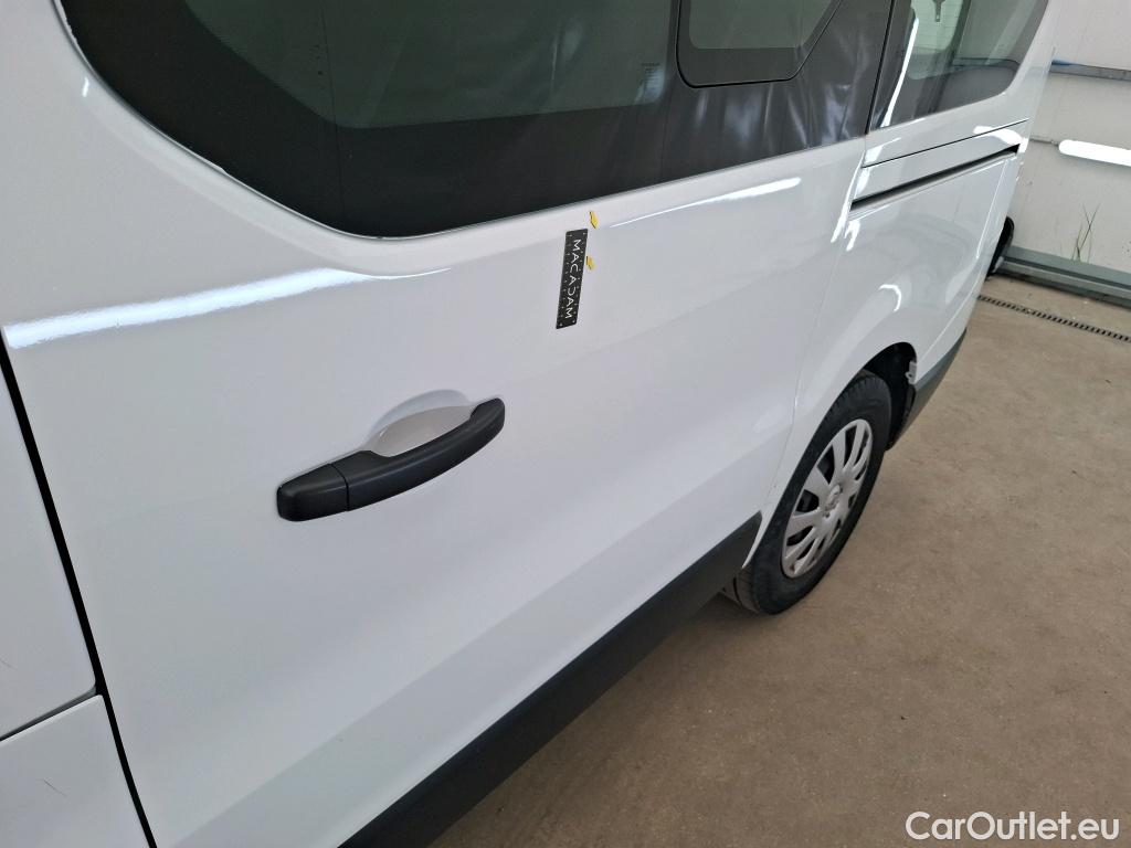  Renault  Trafic RENAULT  / 2019 / 4P / Combi Zen L1 dCi 120 S&S - 8 pl #98