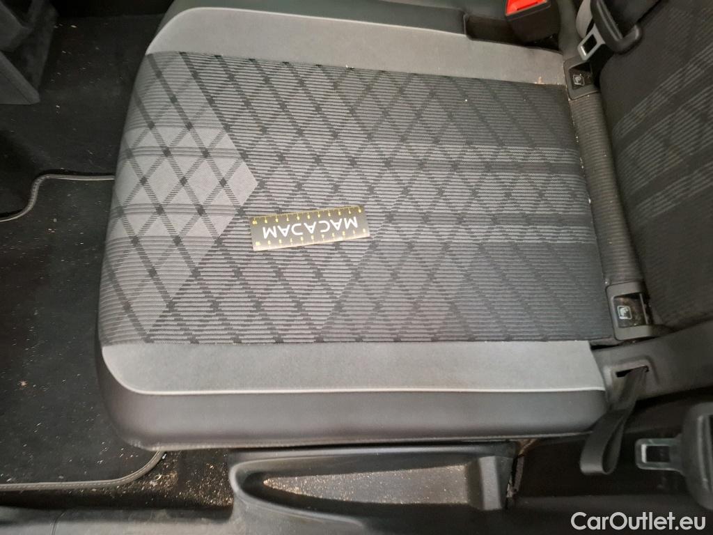  Volkswagen  Tiguan VOLKSWAGEN  / 2020 / 5P / SUV 1.5 TSI 150 DSG7 R-Line #30