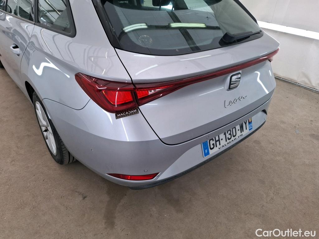 Seat  Leon SEAT  Sportstourer / 2020 / 5P / Break 1.0 eTSI 110 DSG S&S Style Business #1